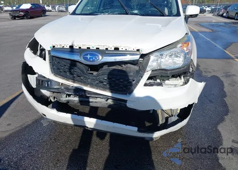 2016 Subaru Forester 2.5I Premium z USA, uszkodzony, nr VIN JF2SJAFC6GH418332